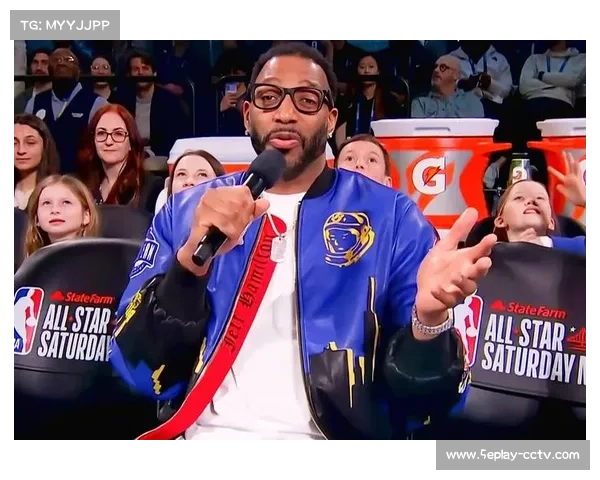 球迷票选年度最佳扣篮，雷霆新星360度转体扣篮获奖